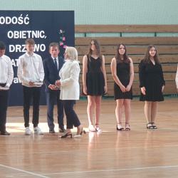 2023 Zakonczenie 8 klasy Olaf